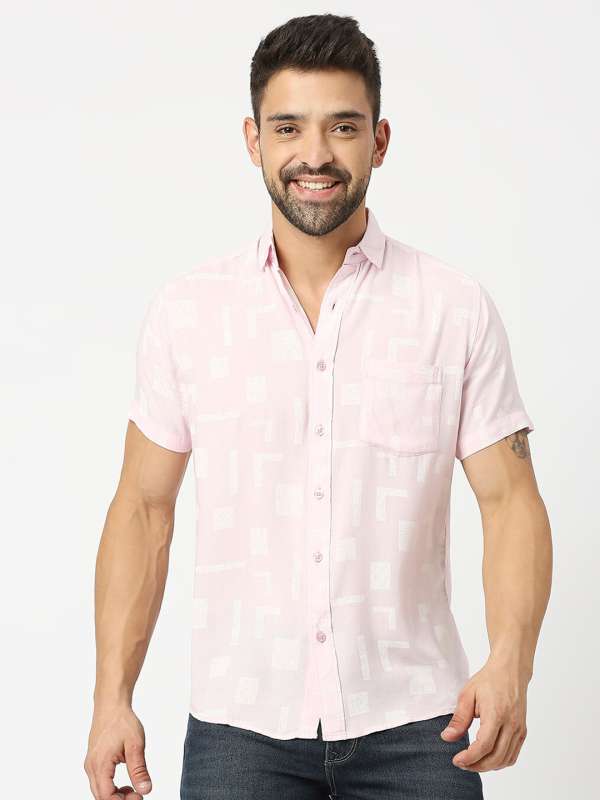 HIGHLANDER Men Beige Slim Fit Solid Casual Short Sleeve Shirt