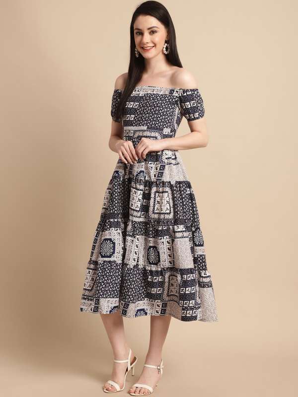 Off shoulder dress sales myntra