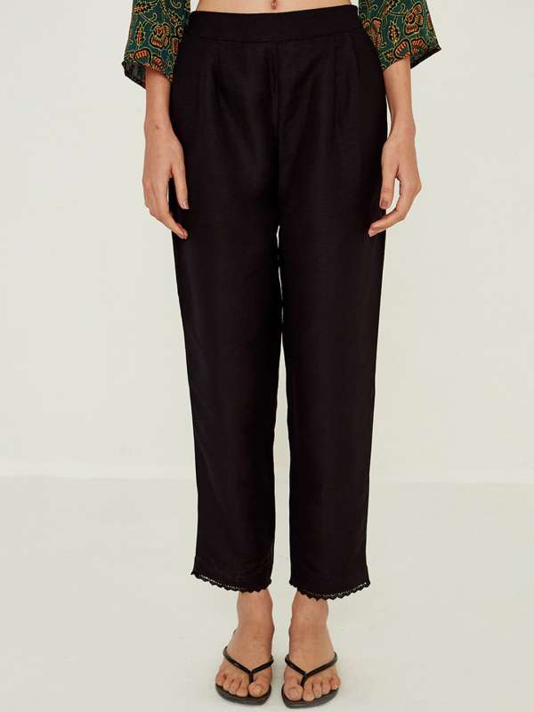 Anklelength linen trousers  BlackPatterned  Ladies  HM IN