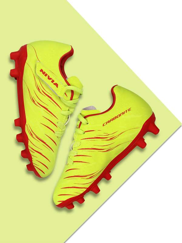 Nivia marker sales football shoes