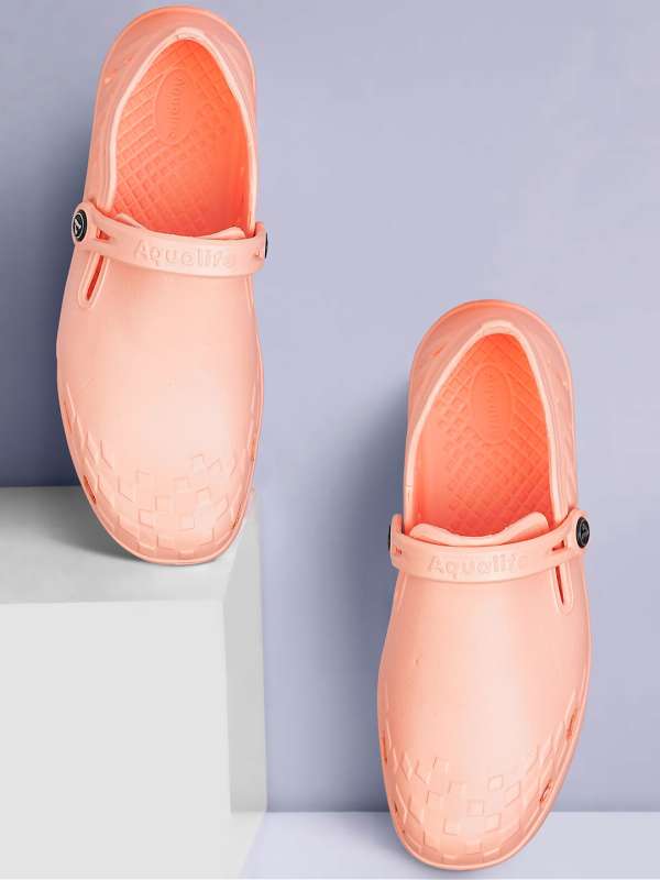 Crocs for men below 500 outlet