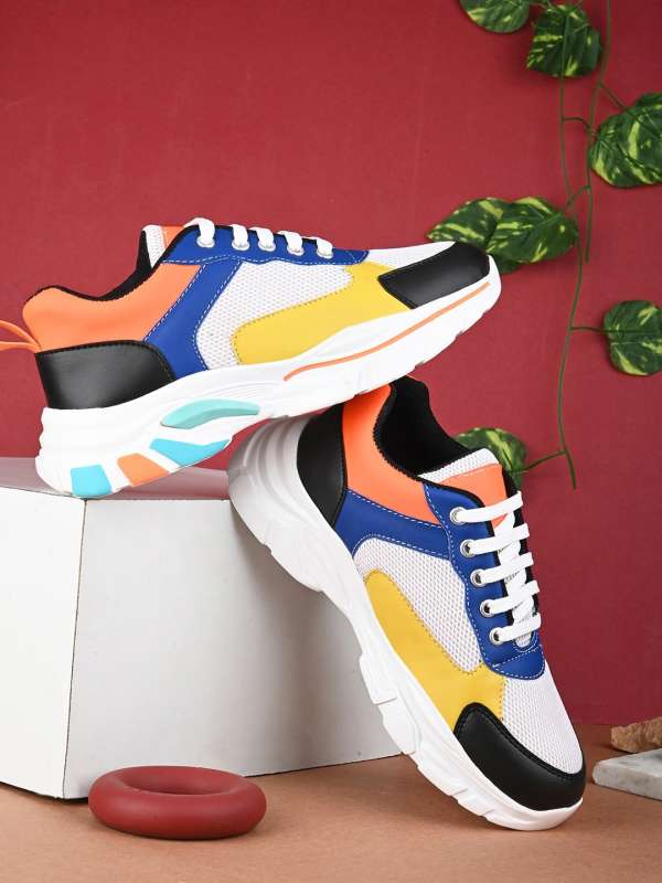 Athlete's shoes online shop