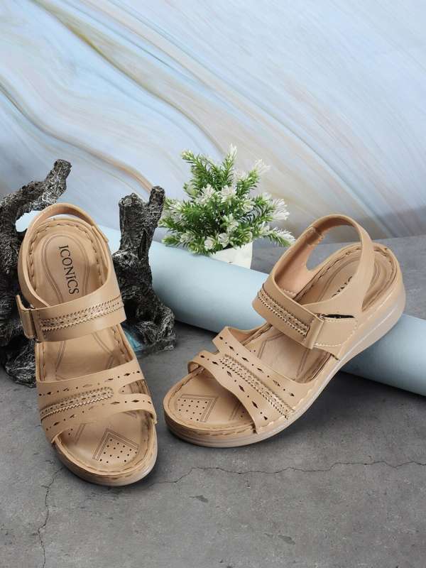 Luna blu sandals store online