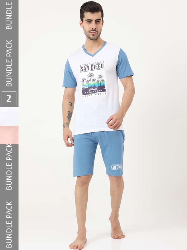 mens shorts and t shirt combo