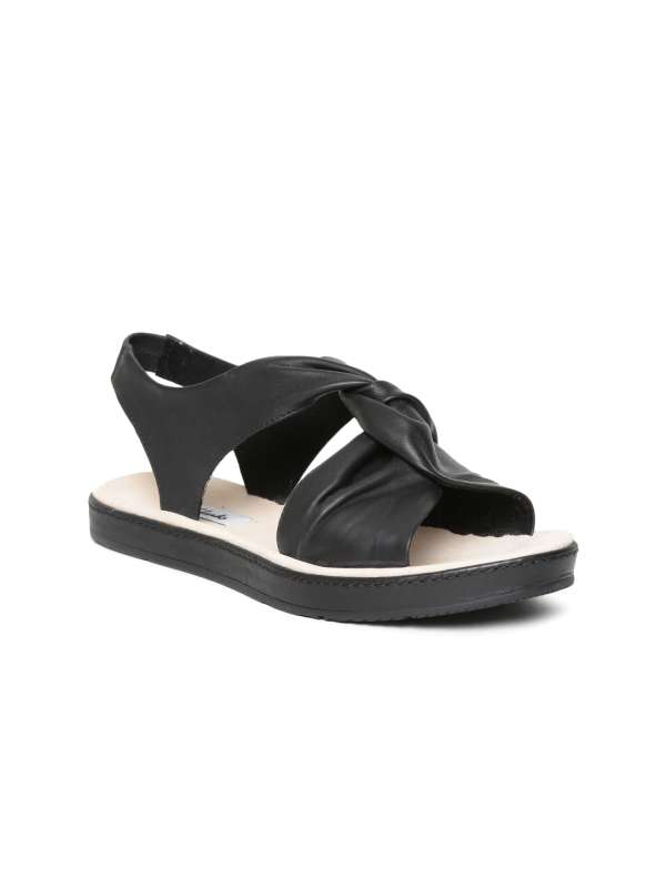 clarks ladies chappal