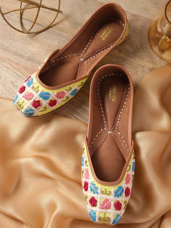 Buy Punjabi Jutti For Women At Best Prices on Myntra