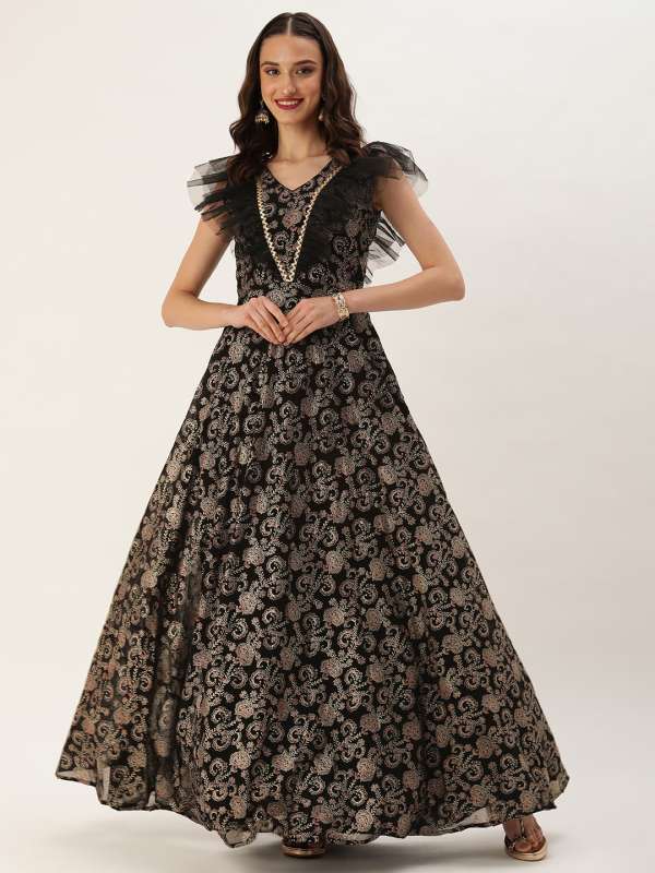Gown under discount 1000 rupees