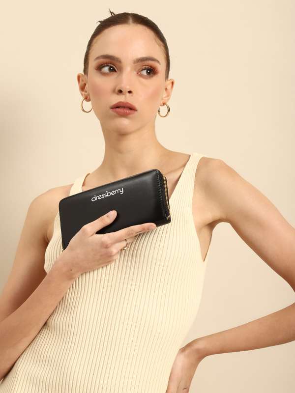 Dressberry wallets online hotsell