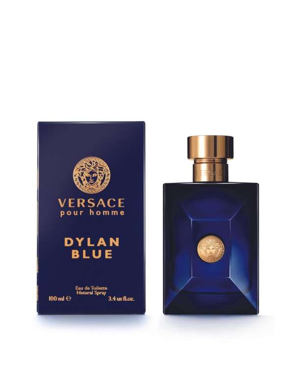 The perfume store shop versace
