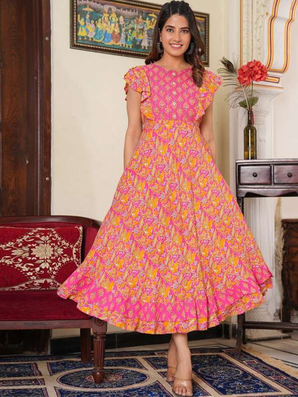 Reasons Why Cotton Kurtis Will be in Fashion in 2023 – Yash Gallery