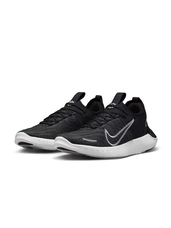 Nike Men Free Rn Flyknit Running (white / black)