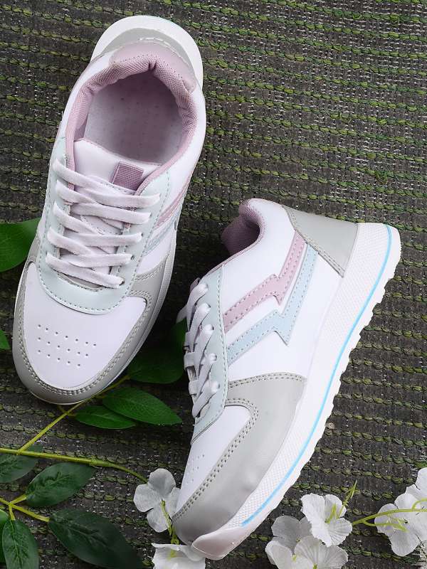Beonza white shoes 2025