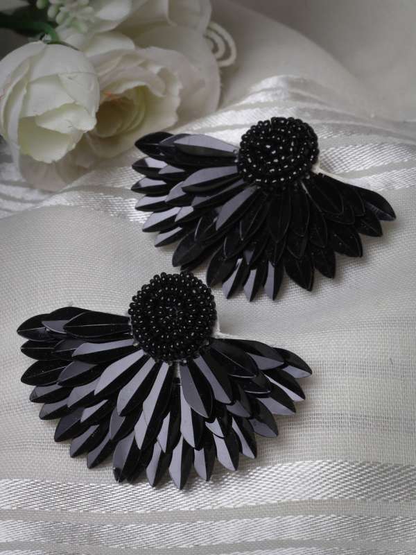 Bahubali Pattern Photo Earrings Buy Bahubali Pattern Photo
