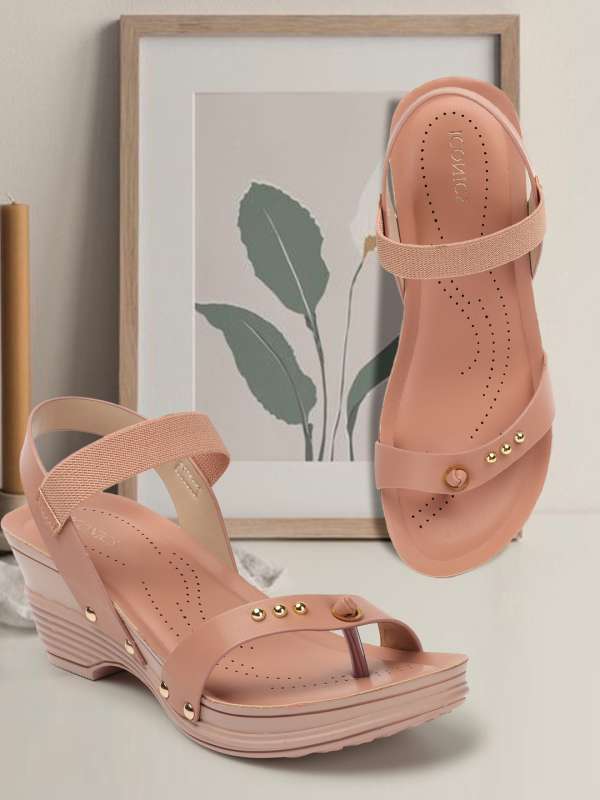 Spiked sandal outlet
