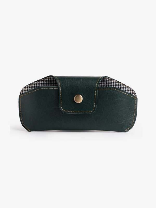 Guess Sunglasses Case Buy Guess Sunglasses Case online in India