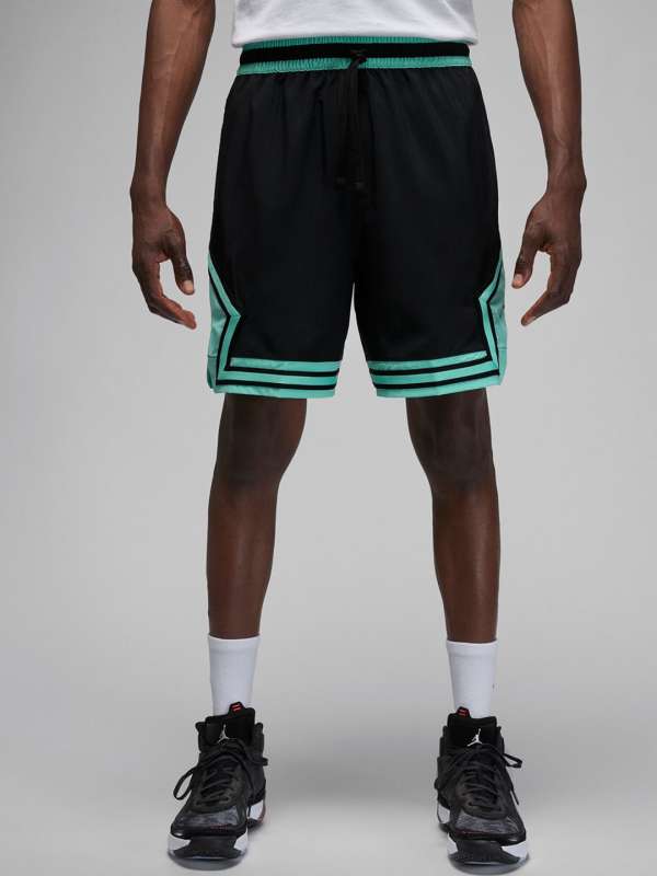 Nike short discount