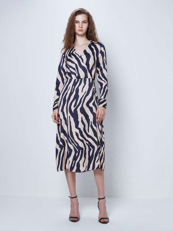Cover story dress myntra outlet