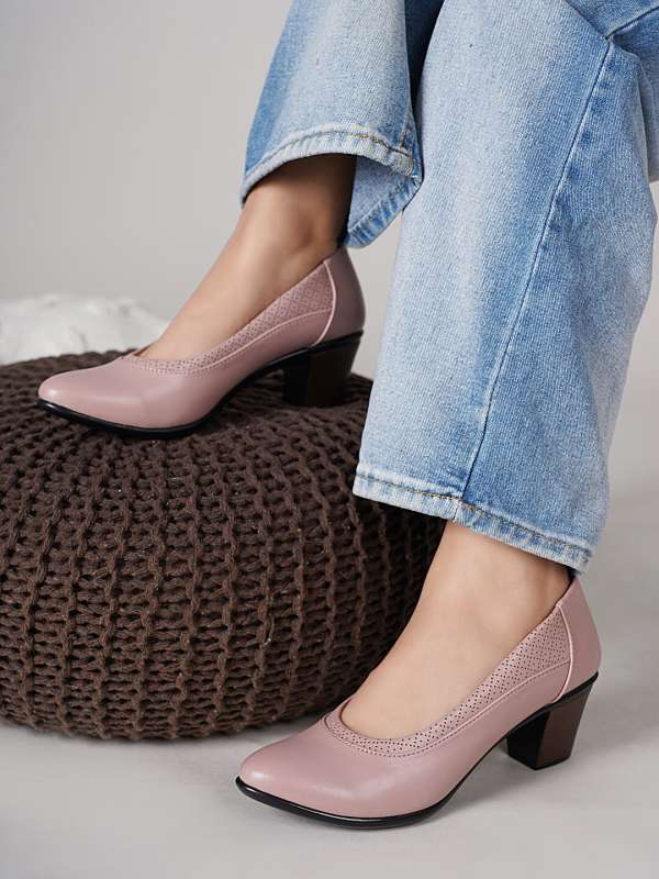 Nude pointed toe block heels outlet