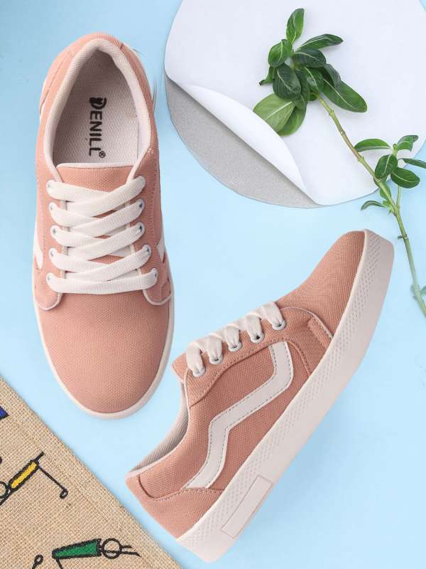Denill sneakers store