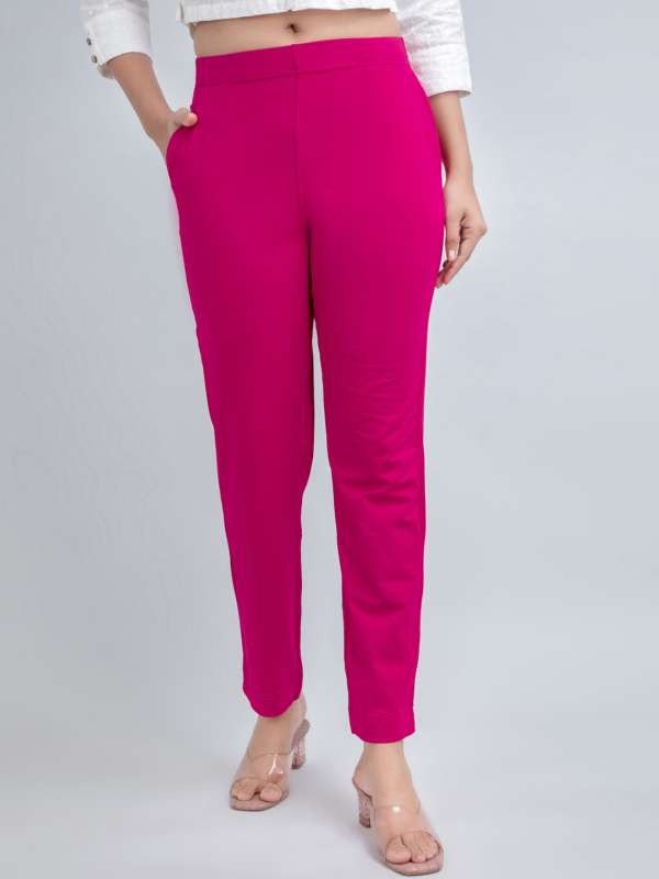 How to Wear Bright Pink Pants  Confident Twosday Linkup  I do deClaire