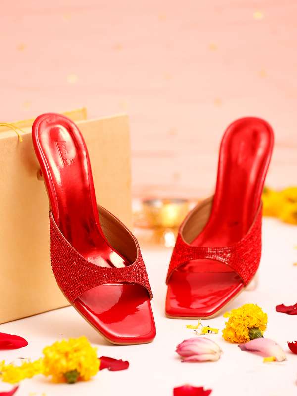 Red heels myntra top