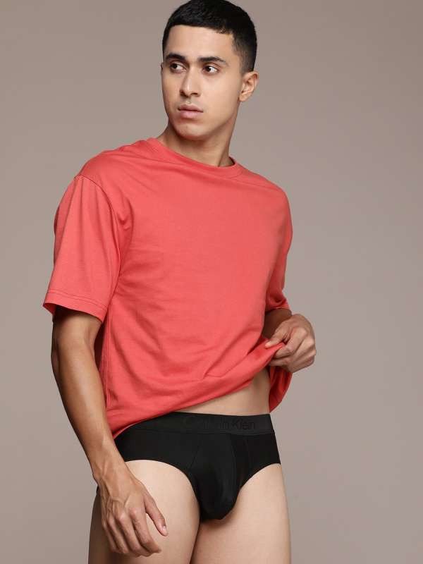 Calvin Klein Underwear Briefs - Buy Calvin Klein Underwear Briefs online in  India