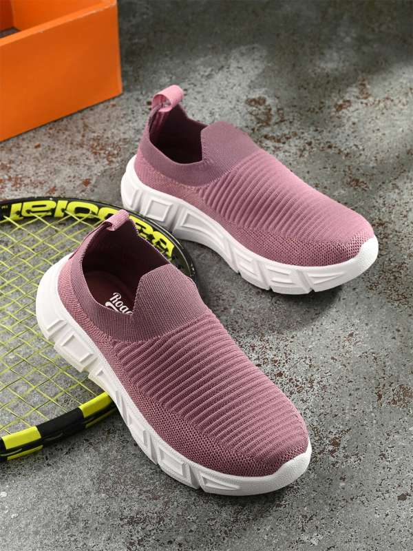Levis ladies slip on shoes best sale