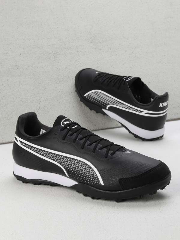 Puma classico tt football shoe sale