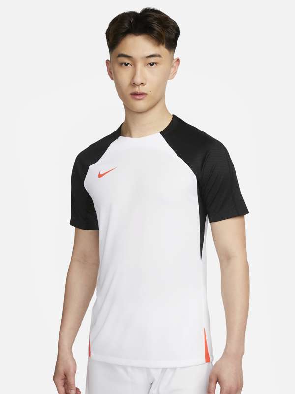 Nike breathe strike discount