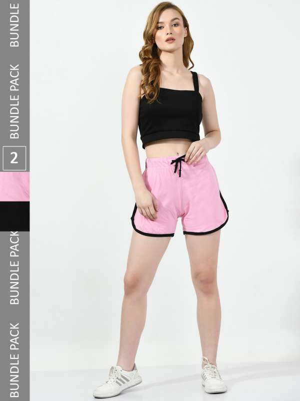 Buy online Mid Rise Hot Pants Short from Skirts & Shorts for Women by  Crimsoune Club for ₹899 at 50% off