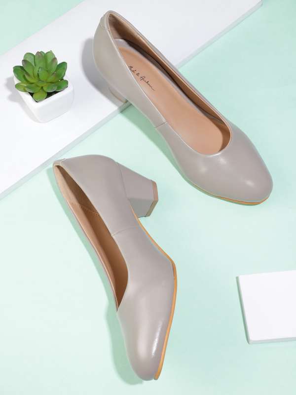 Formal pumps hot sale