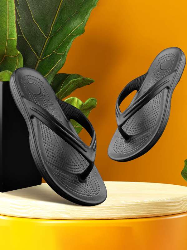 Sneaker flip sale flops