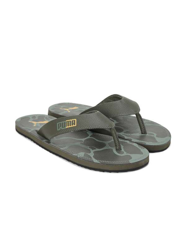 Puma flip deals flops camouflage