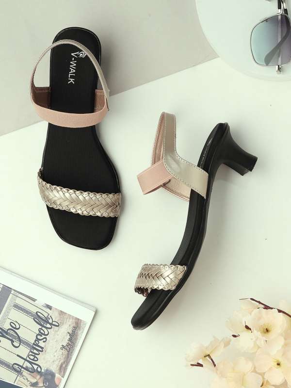 Louis Vuitton Shoe in White For Women and Men. #Louis #Vuitton #shoe  Louis  vuitton shoes heels, Sneakers fashion, Louis vuitton shoes sneakers