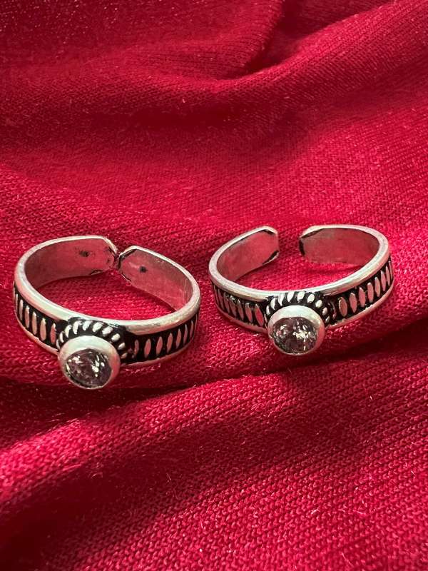 Taraash toe clearance rings