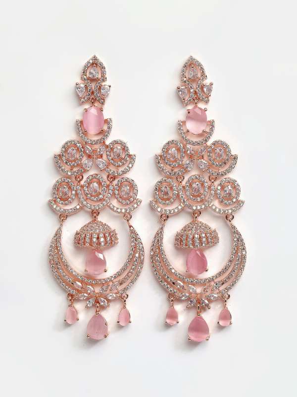 Chandelier Chhillai Gold Earrings