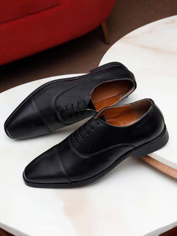 Escaro Black Formal Shoes 4998357.htm Buy Escaro Black Formal Shoes 4998357.htm online in India