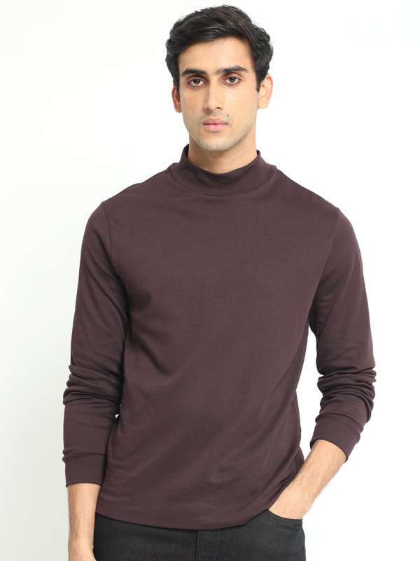 Shirt with store sweatshirt