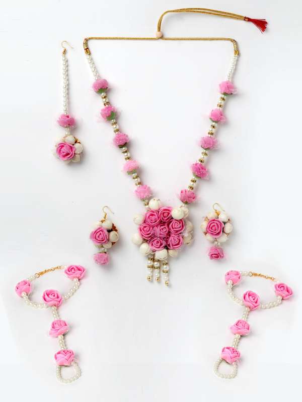 Flower Jewellery Set Buy Flower Jewellery Set online in India