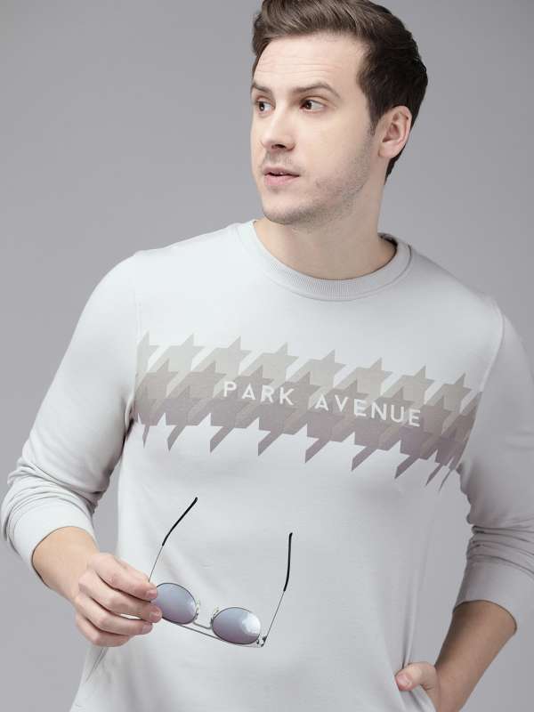 Park avenue cheap white sweatshirt
