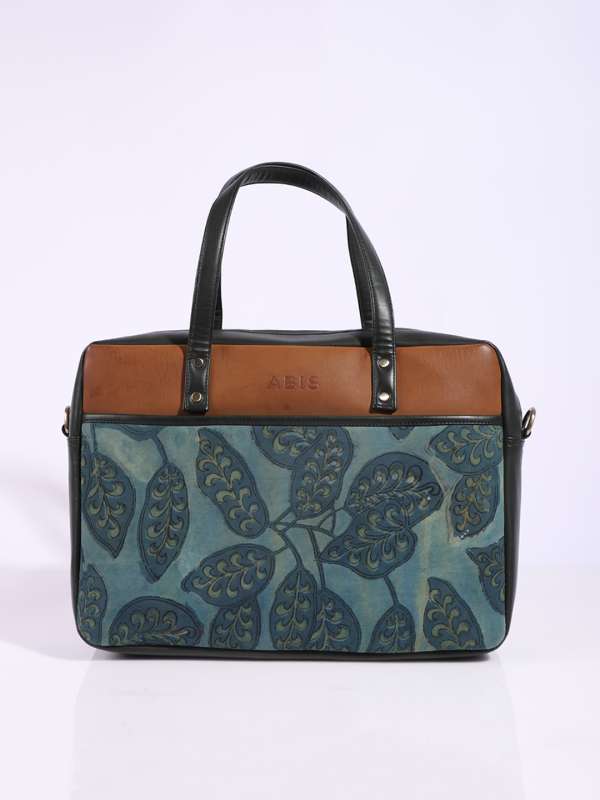 School bag in big bazaar online