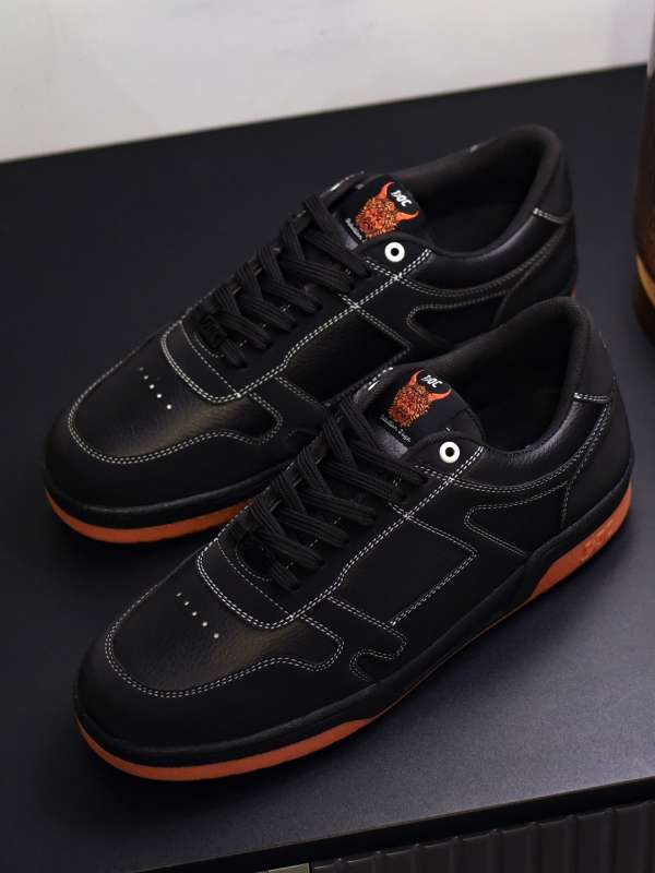 Doc martin shoes myntra top