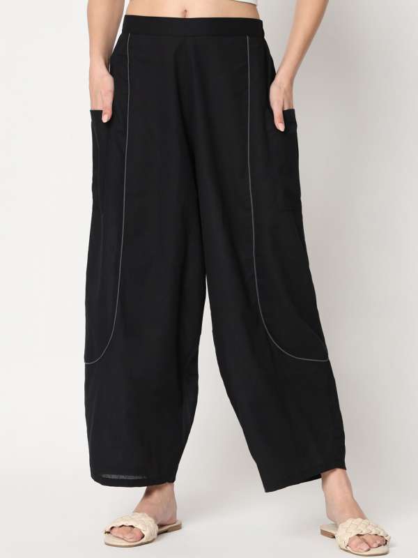 Balloon fit track pants discount