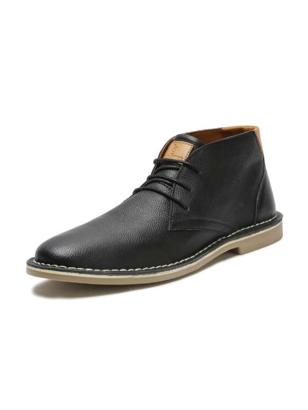 Black leather desert boots hot sale mens