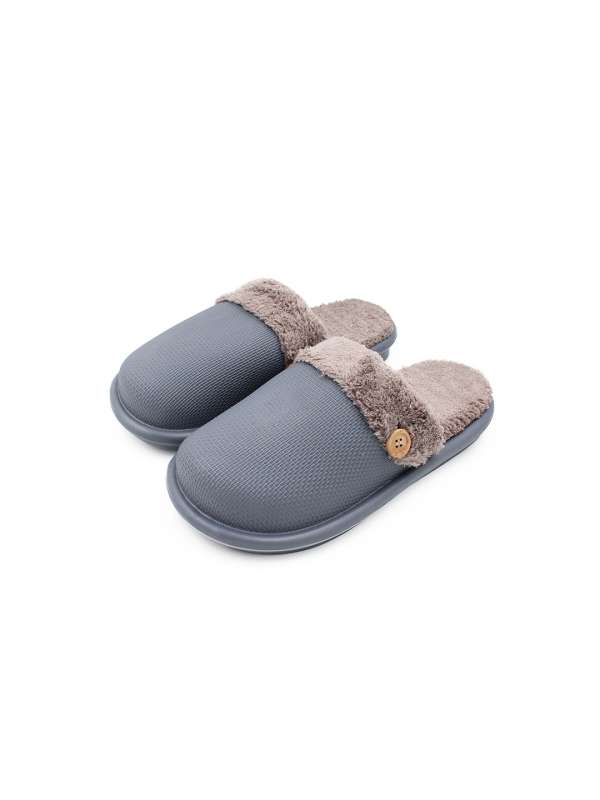 How to Wear Slipper Mules The Seasons Most Fabulous and Comfortable Shoe  Trend  Glamour