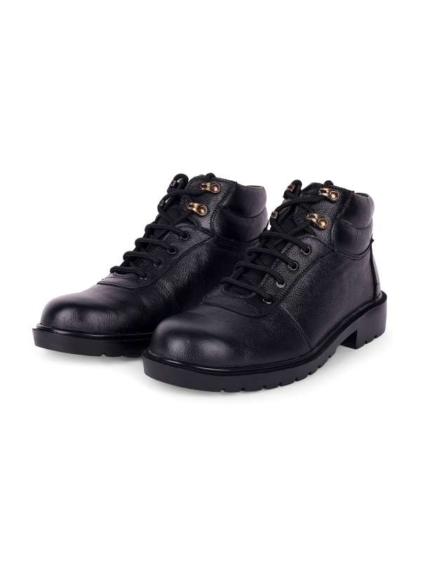 Boots online hot sale shopping below 1000