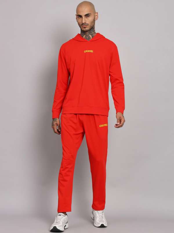 Nike tracksuit myntra deals