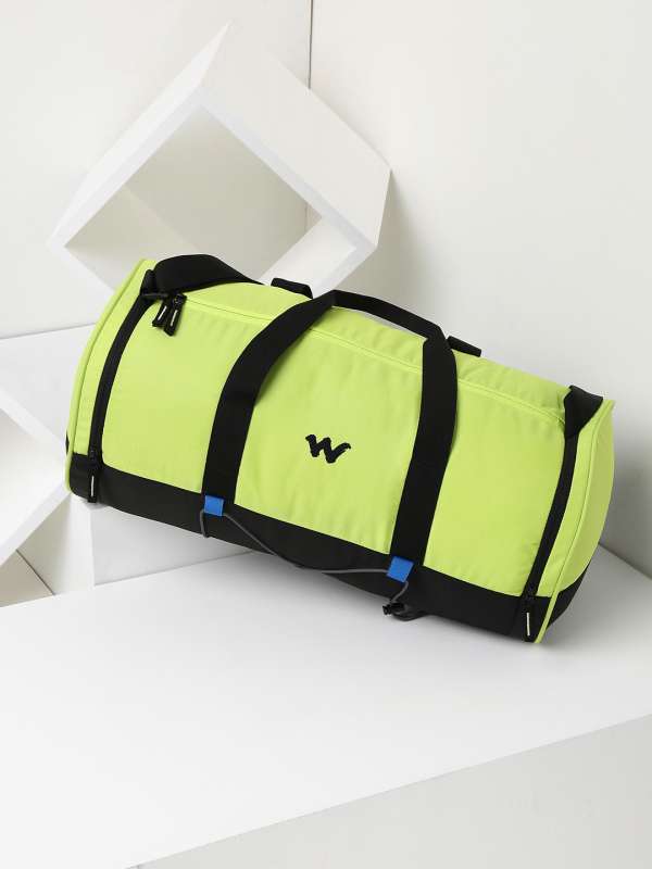Wildcraft shuttle travel duffle bag top