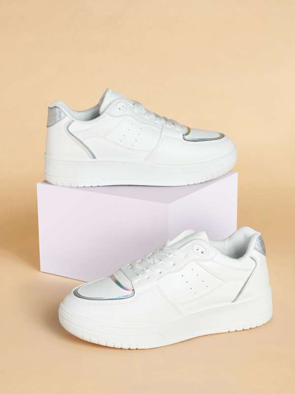 Forever glam outlet white shoes