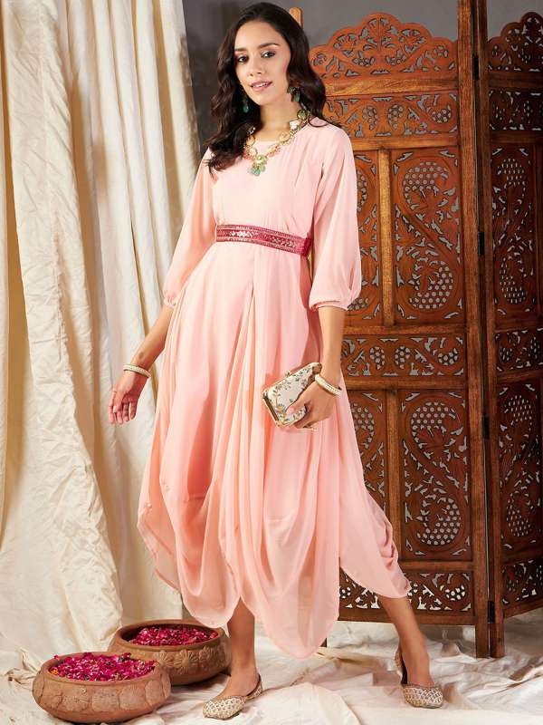 Peach color deals dress online